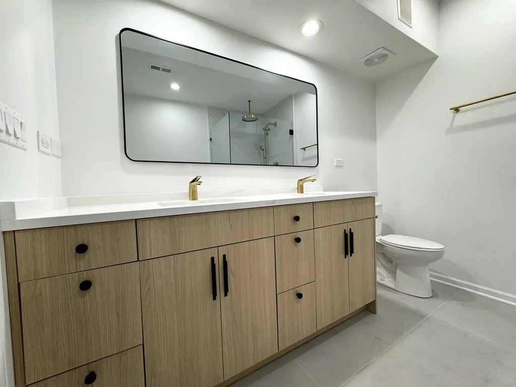 1107 North Wolcott Avenue Chicago IL 60622