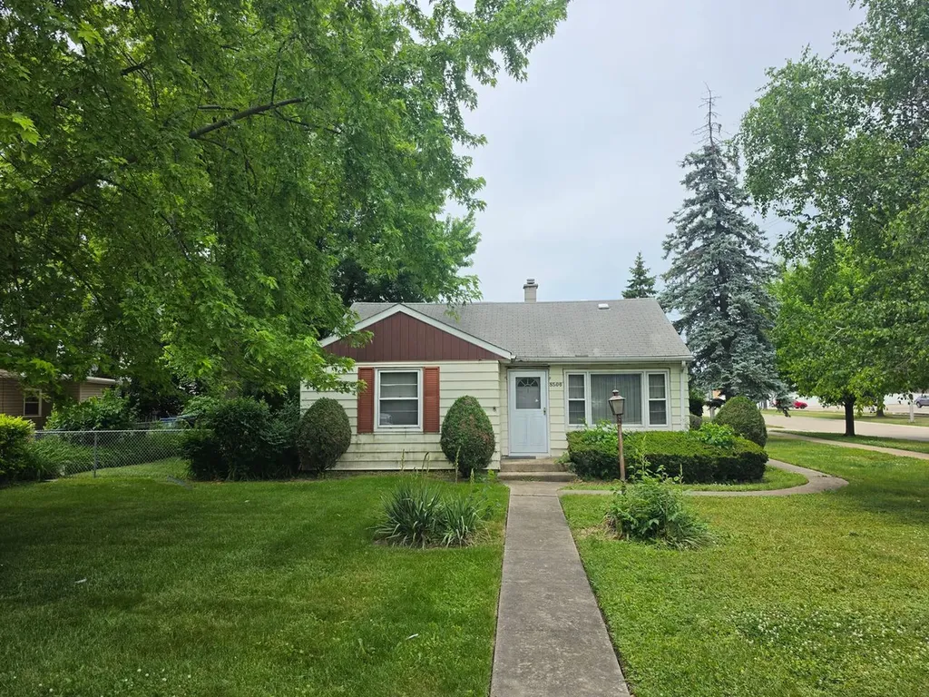8506 Mcvicker Avenue Burbank IL 60459
