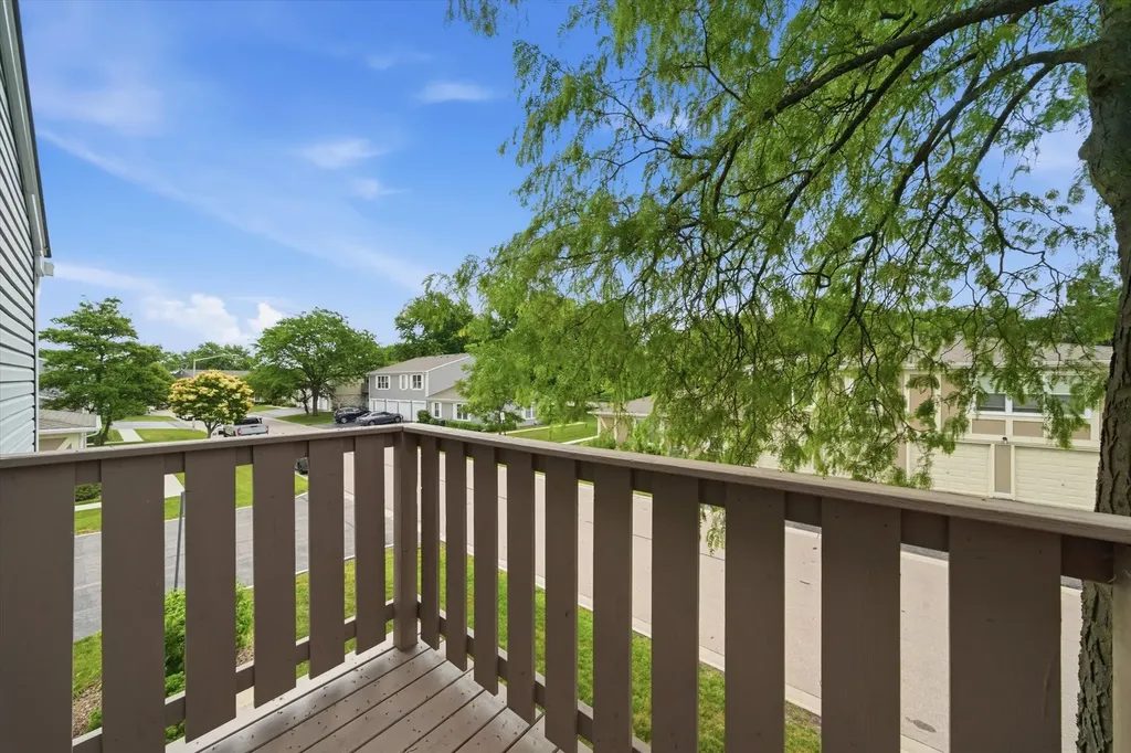 206 Nantucket Harbor Schaumburg IL 60193