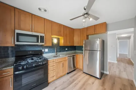 206 Nantucket Harbor Schaumburg IL 60193