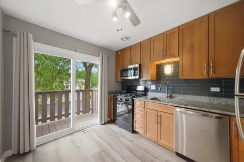 206 Nantucket Harbor Schaumburg IL 60193