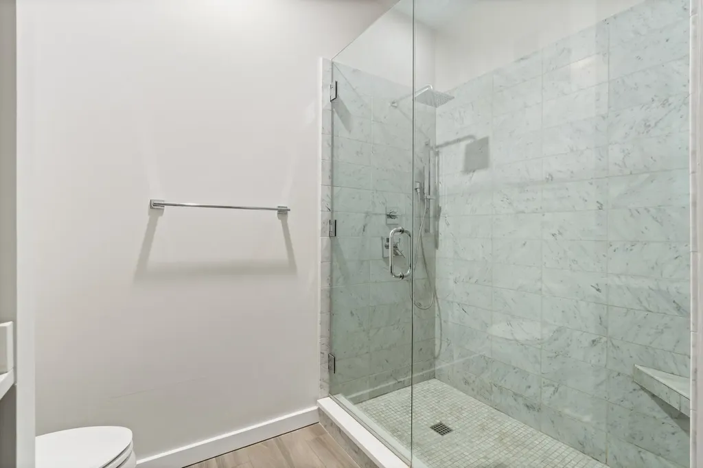 501 North Clinton Street Chicago IL 60654