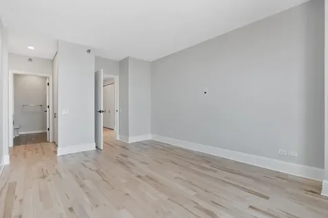 501 North Clinton Street Chicago IL 60654