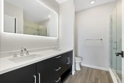 501 North Clinton Street Chicago IL 60654