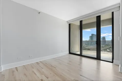 501 North Clinton Street Chicago IL 60654