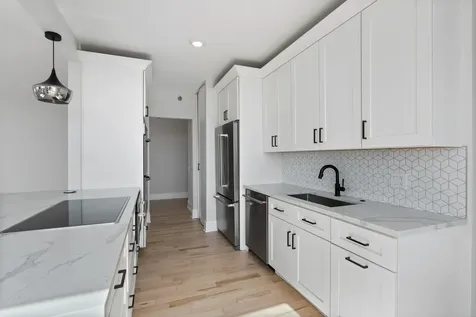 501 North Clinton Street Chicago IL 60654