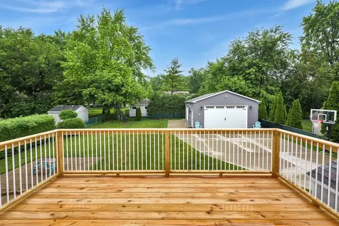 1328 Cabot Lane Schaumburg IL 60193