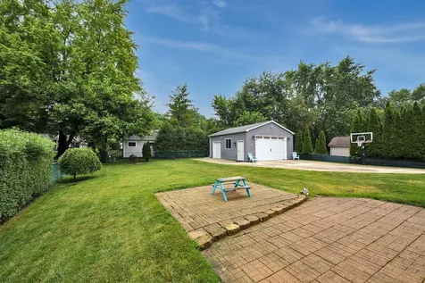 1328 Cabot Lane Schaumburg IL 60193