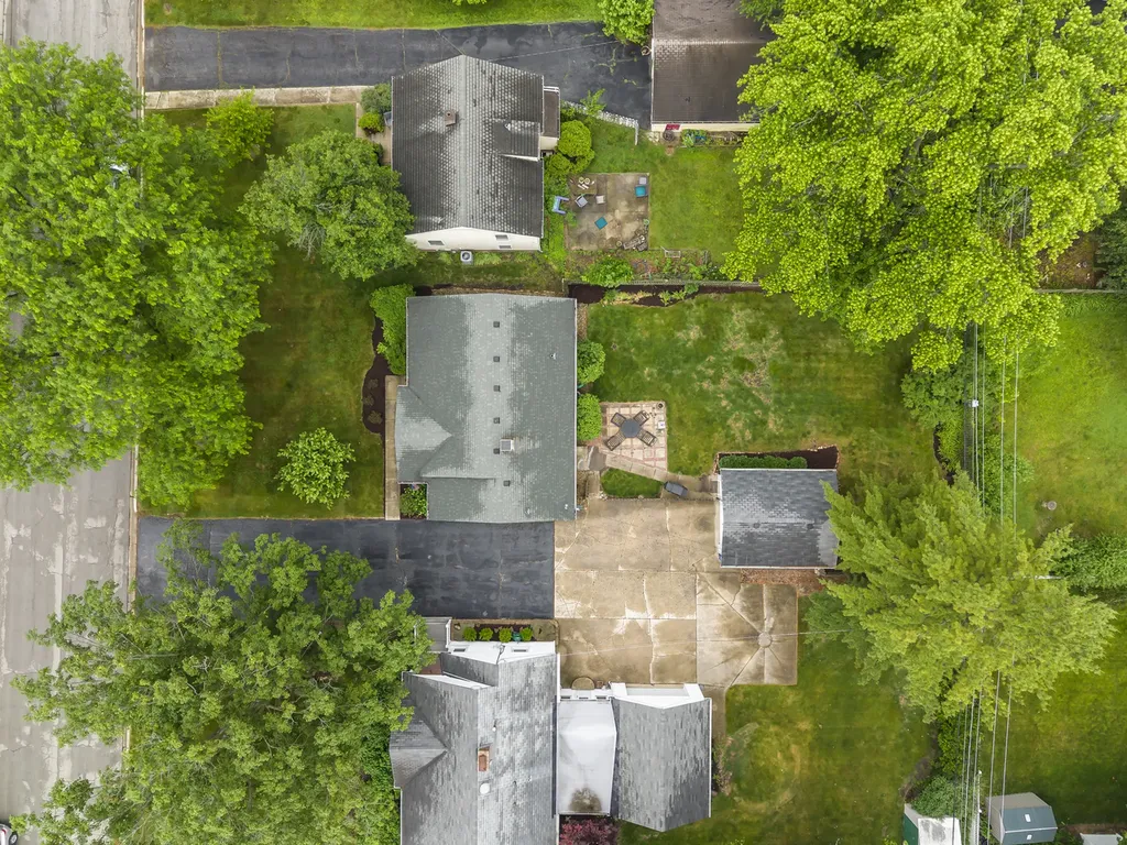 1106 Lyford Lane Wheaton IL 60187