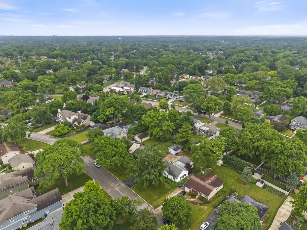 1106 Lyford Lane Wheaton IL 60187