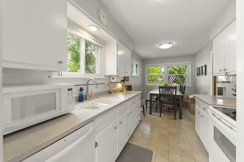 1106 Lyford Lane Wheaton IL 60187
