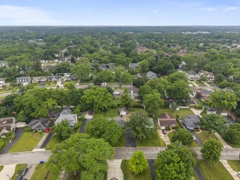 1106 Lyford Lane Wheaton IL 60187