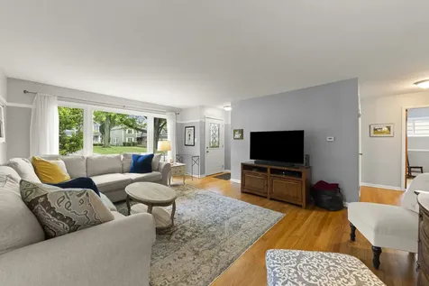 1106 Lyford Lane Wheaton IL 60187