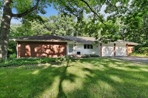 7N161 Hickory Lane St. Charles IL 60174