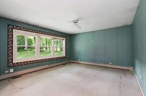 7N161 Hickory Lane St. Charles IL 60174