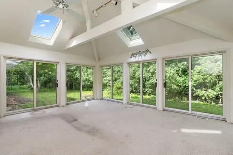 7N161 Hickory Lane St. Charles IL 60174