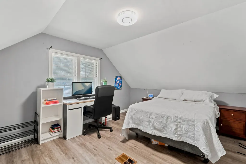 4319 South Karlov Avenue Chicago IL 60632