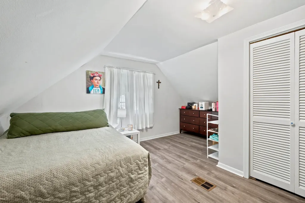 4319 South Karlov Avenue Chicago IL 60632