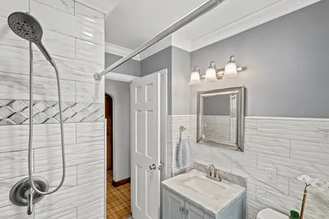 4319 South Karlov Avenue Chicago IL 60632