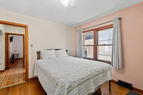 4319 South Karlov Avenue Chicago IL 60632