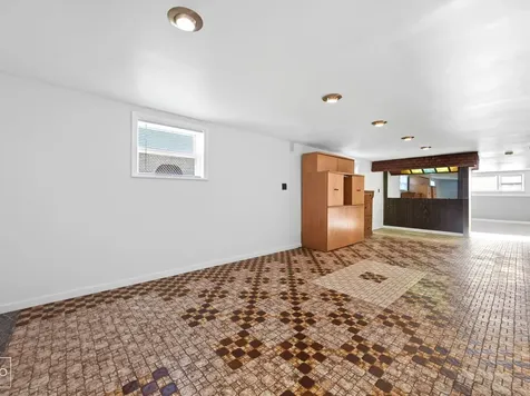 10643 South 83rd Avenue Palos Hills IL 60465