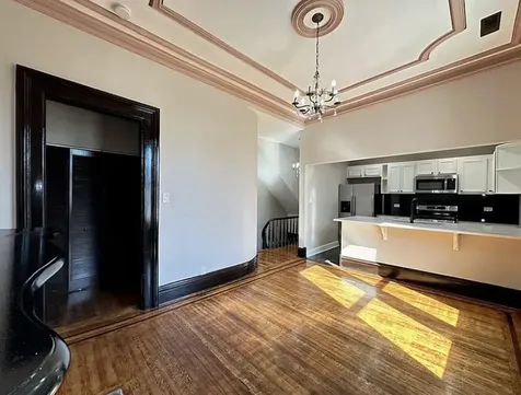 238 South Ashland Avenue Chicago IL 60607