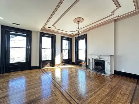 238 South Ashland Avenue Chicago IL 60607