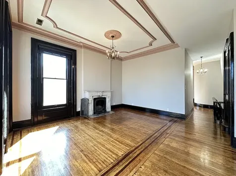238 South Ashland Avenue Chicago IL 60607