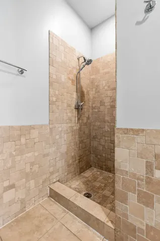 529 North Racine Avenue Chicago IL 60642