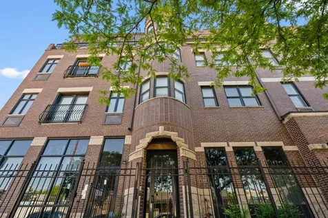 529 North Racine Avenue Chicago IL 60642