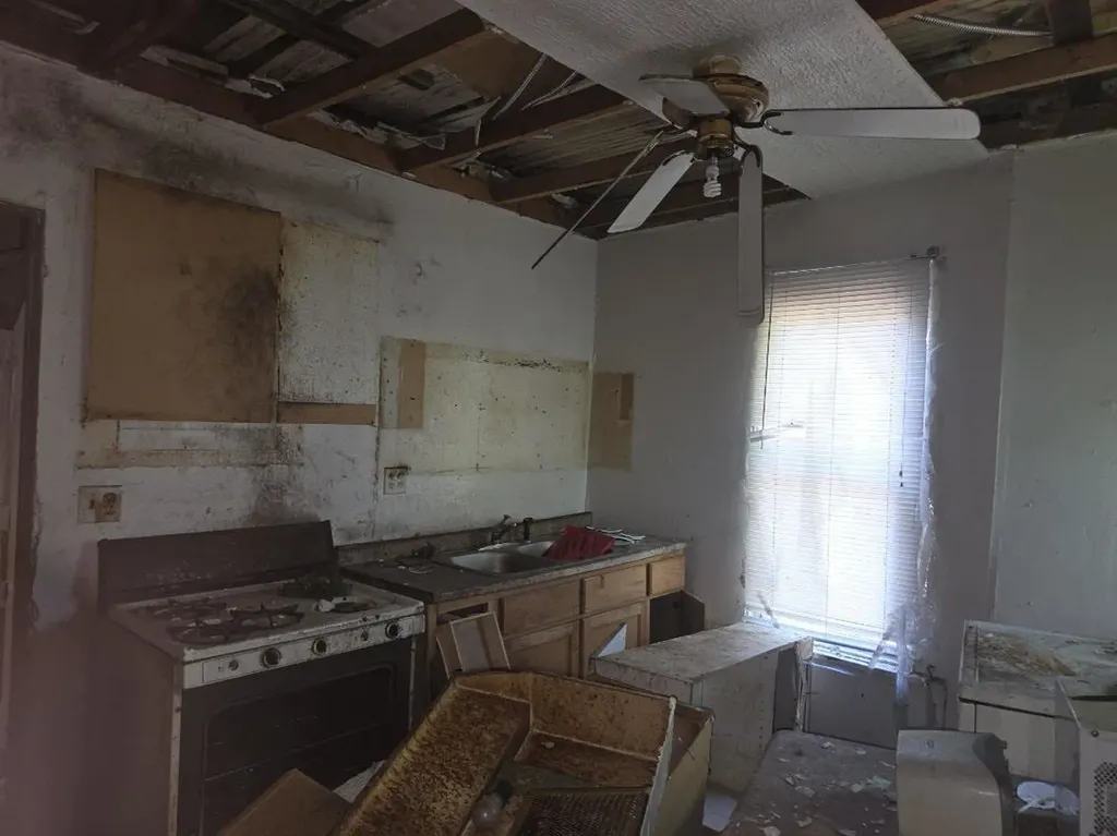 6711 South Union Avenue Chicago IL 60621