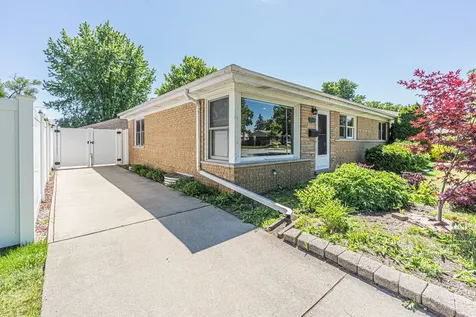 145 Princeton Street Des Plaines IL 60016