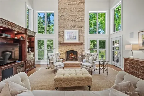 554 West Rosiland Drive N Palatine IL 60074