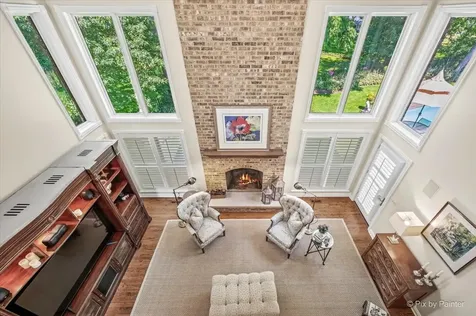 554 West Rosiland Drive N Palatine IL 60074