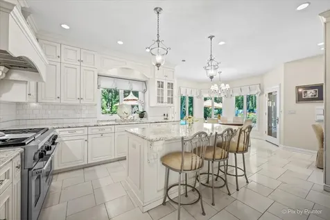 554 West Rosiland Drive N Palatine IL 60074