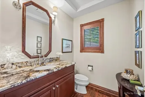 554 West Rosiland Drive N Palatine IL 60074
