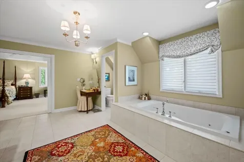 554 West Rosiland Drive N Palatine IL 60074