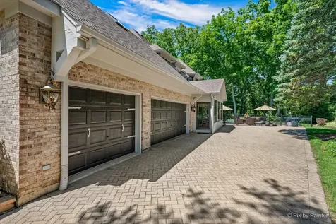 554 West Rosiland Drive N Palatine IL 60074
