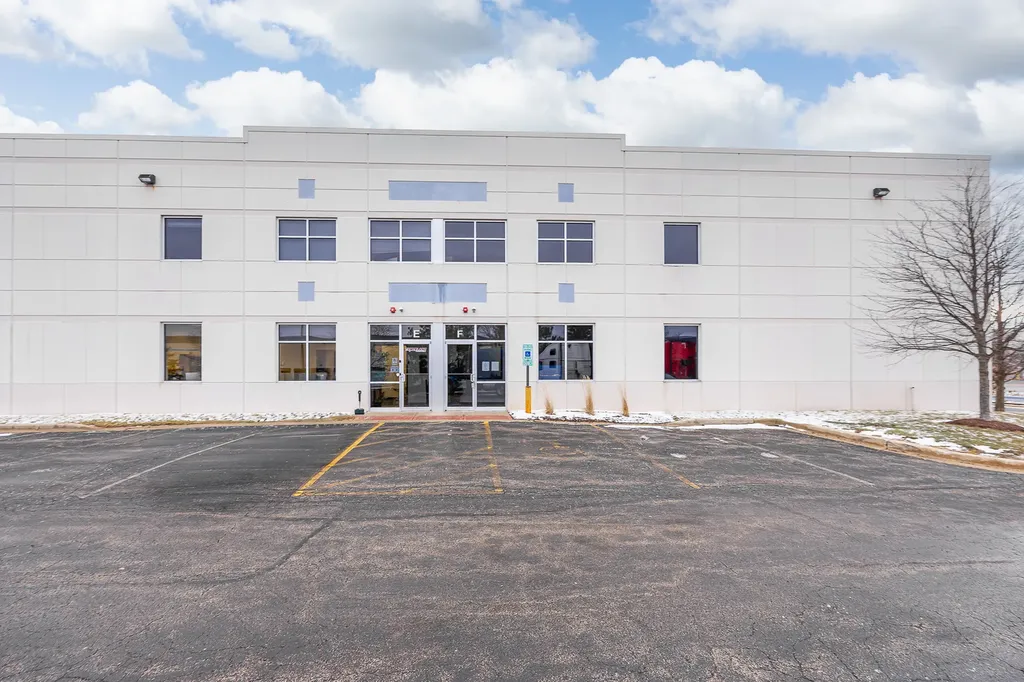 475 Quadrangle Drive Bolingbrook IL 60440