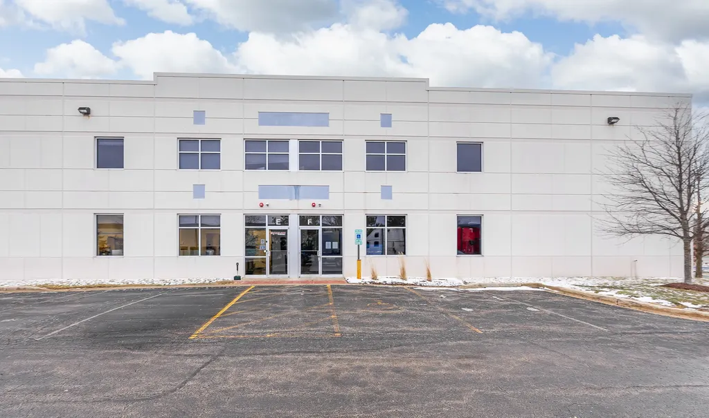 475 Quadrangle Drive Bolingbrook IL 60440