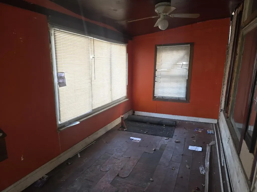 433 West 103rd Street Chicago IL 60628