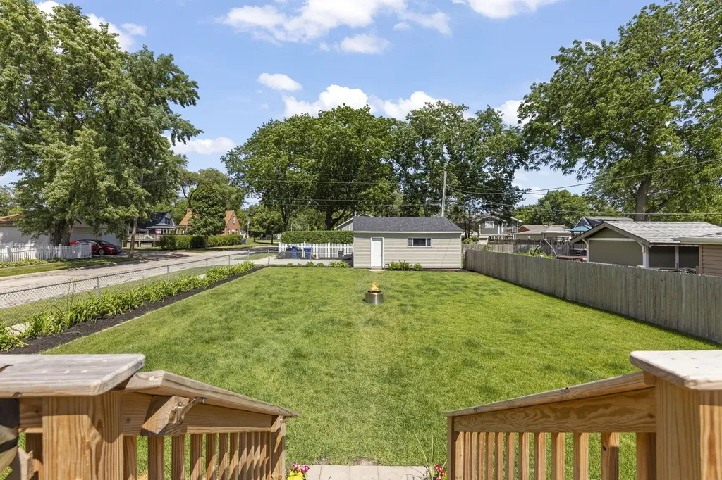 501 South Wisconsin Avenue Villa Park IL 60181