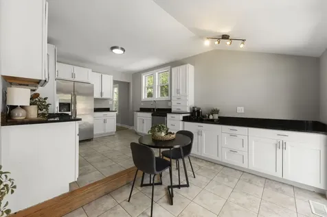 501 South Wisconsin Avenue Villa Park IL 60181