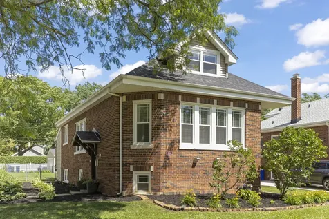 501 South Wisconsin Avenue Villa Park IL 60181