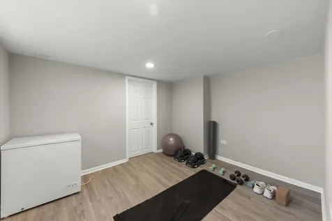 501 South Wisconsin Avenue Villa Park IL 60181