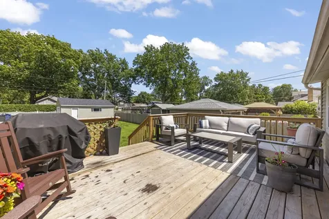 501 South Wisconsin Avenue Villa Park IL 60181