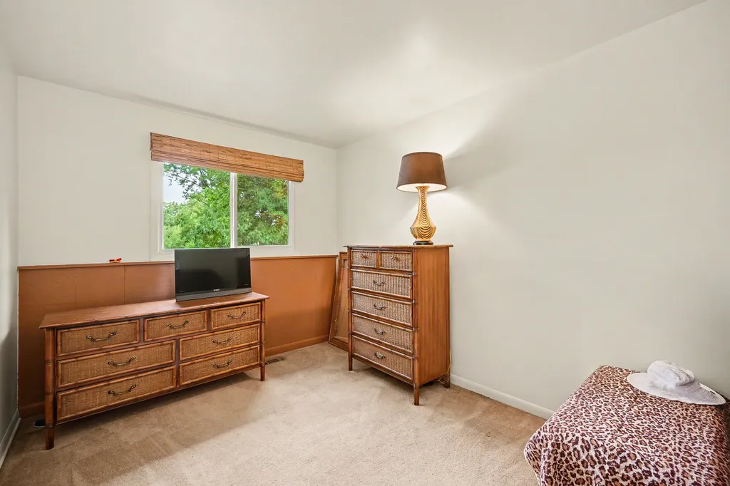 1970 Nottingham Lane Wheaton IL 60189