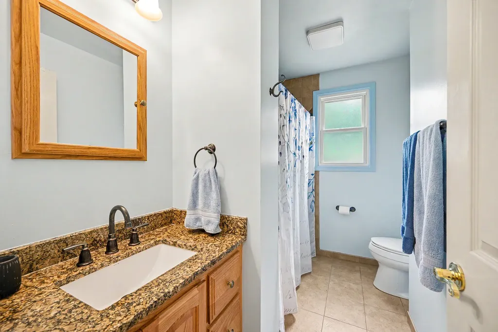 1970 Nottingham Lane Wheaton IL 60189