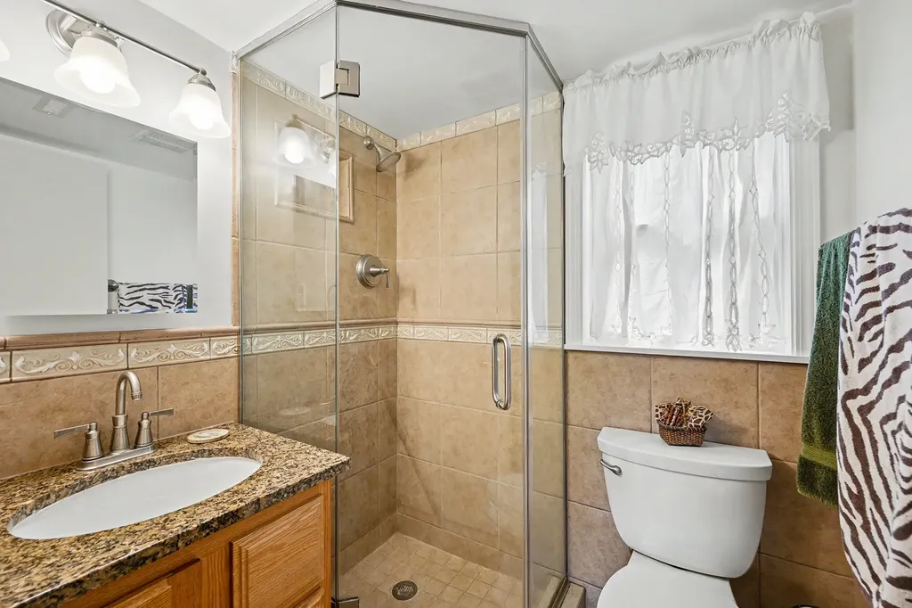 1970 Nottingham Lane Wheaton IL 60189