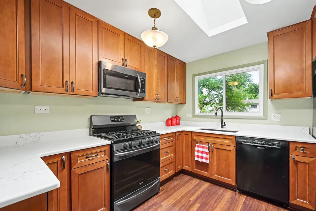 1970 Nottingham Lane Wheaton IL 60189